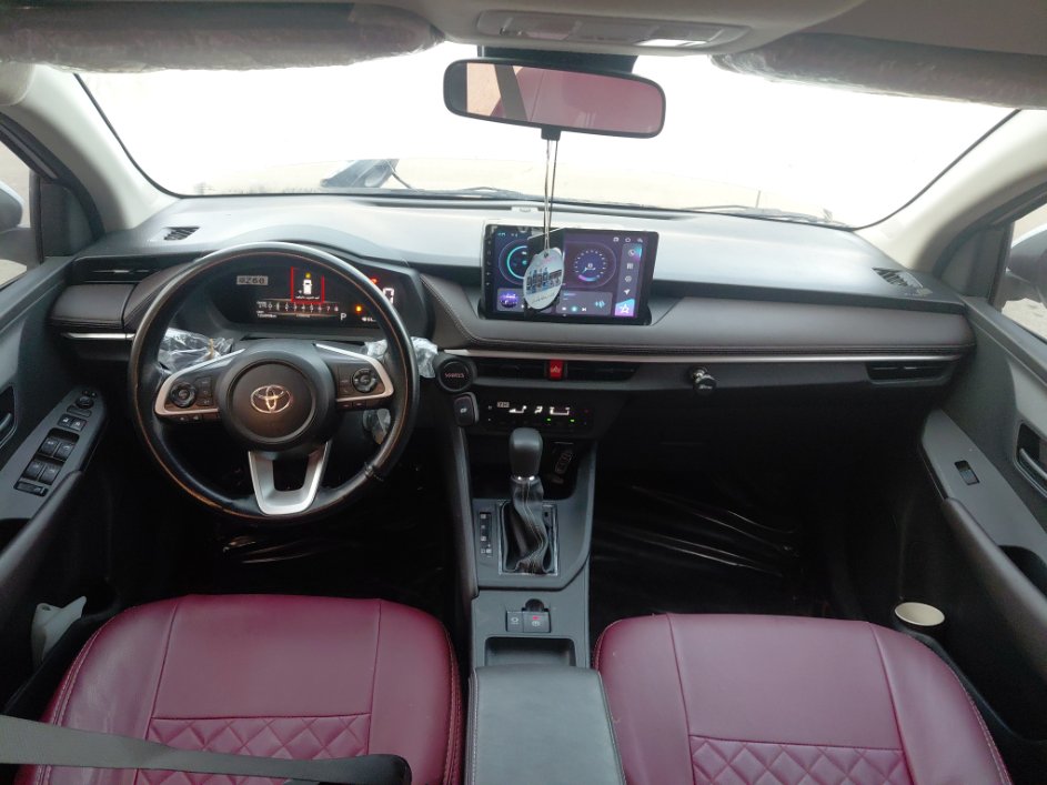 تويوتا يارس Y PLUS 2023 image