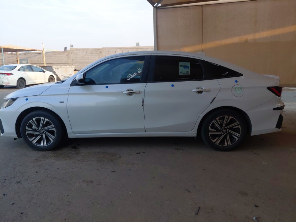 تويوتا يارس Y PLUS 2023 image