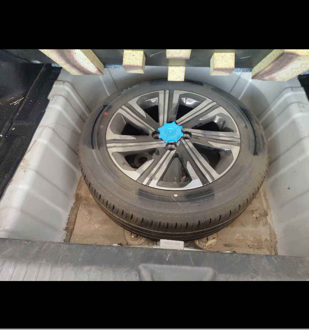 تويوتا يارس Y PLUS 2023 image