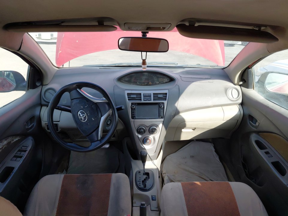 تويوتا يارس  2011 image