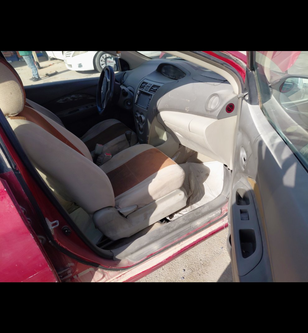 تويوتا يارس  2011 image