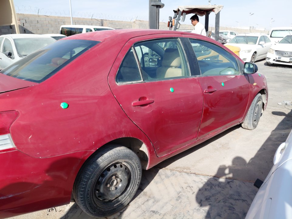 تويوتا يارس  2011 image