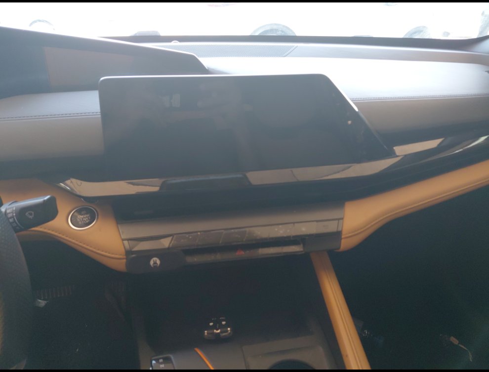 شانجان يو ني في لوكس رياضيه  2024 image