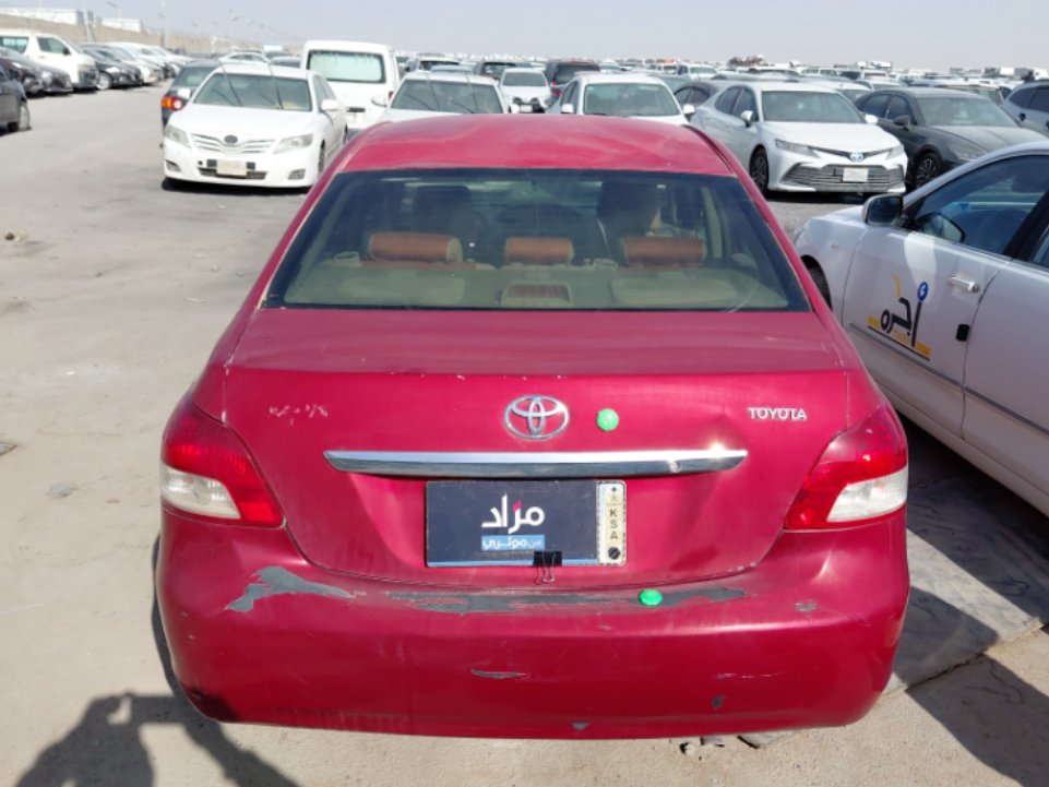 تويوتا يارس  2011 image