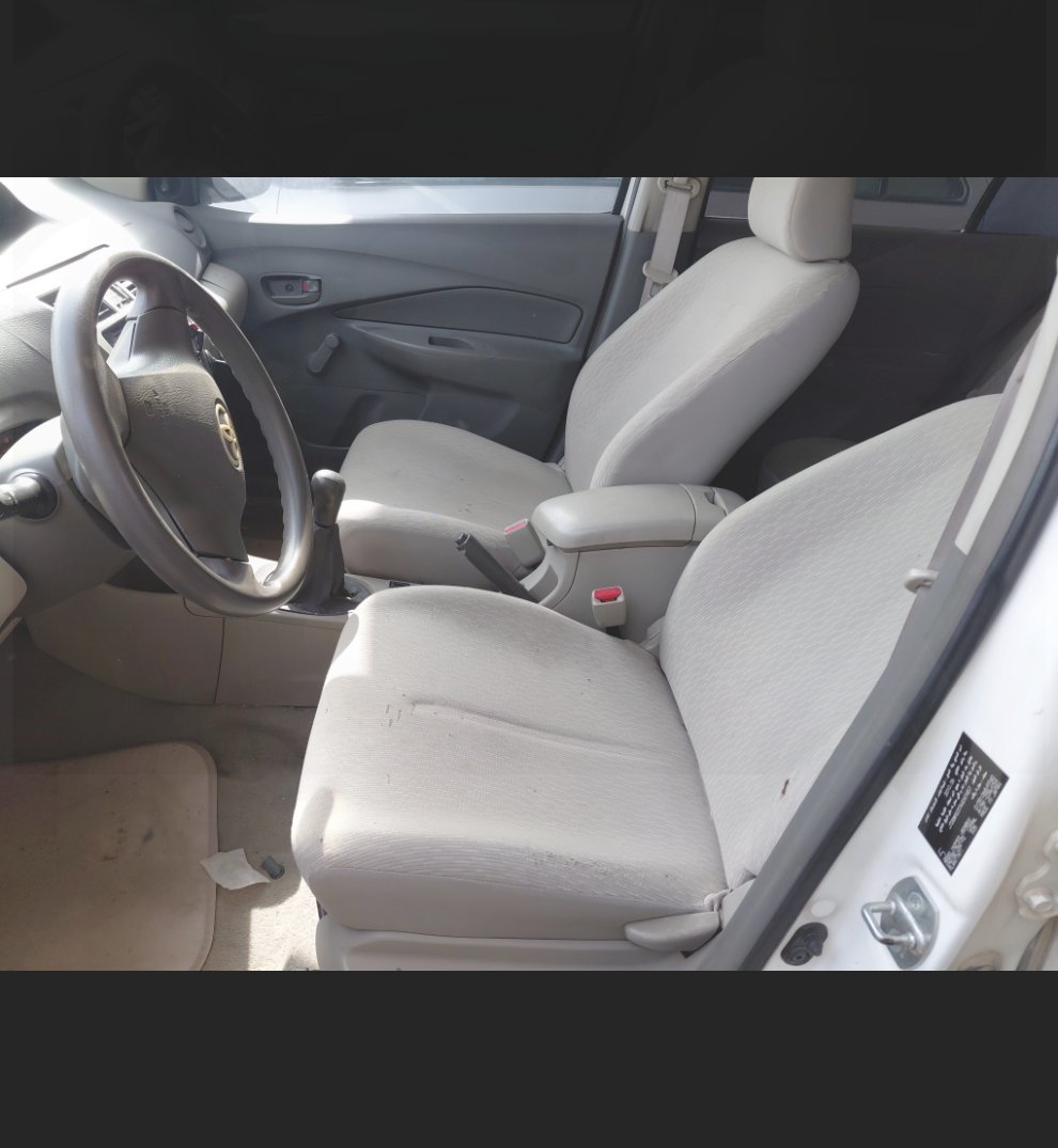 تويوتا يارس  2010 image