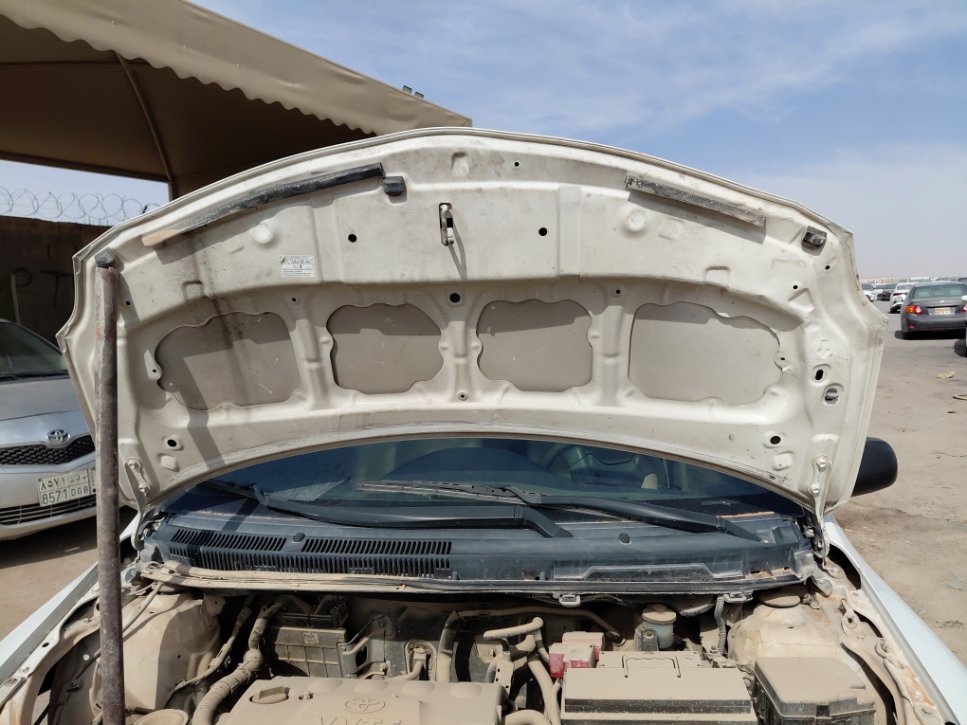 تويوتا يارس  2010 image