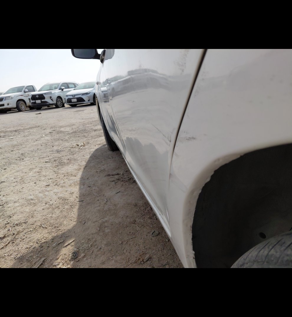 تويوتا يارس  2010 image