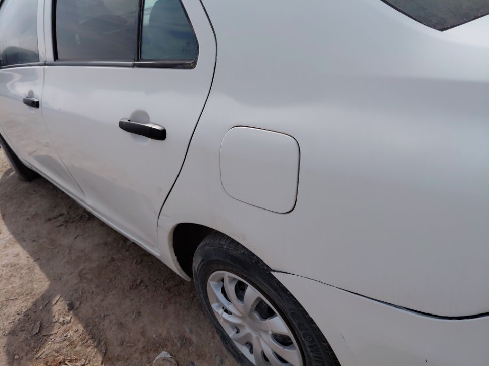 تويوتا يارس  2010 image