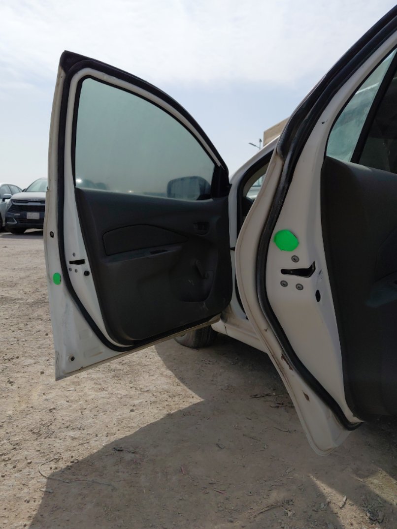 تويوتا يارس  2010 image