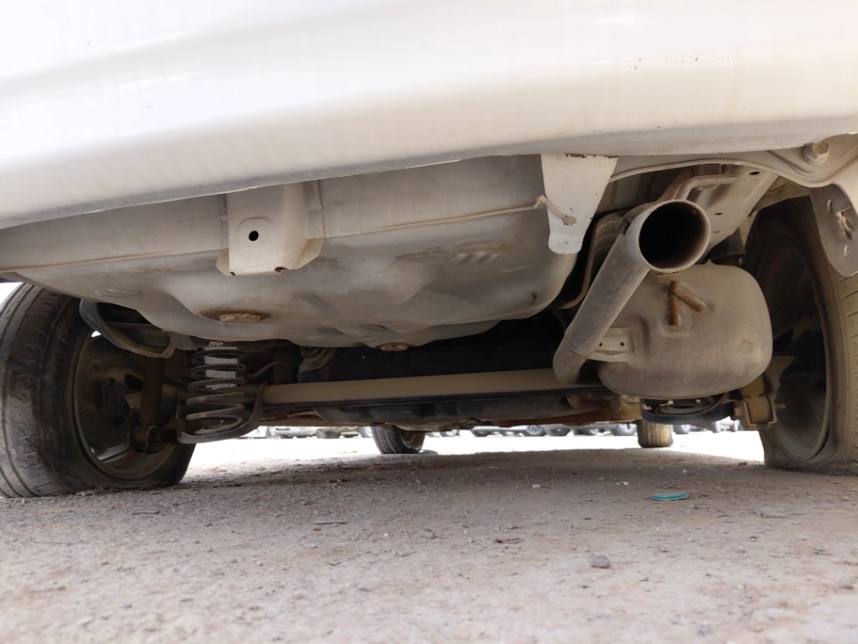 تويوتا يارس  2010 image