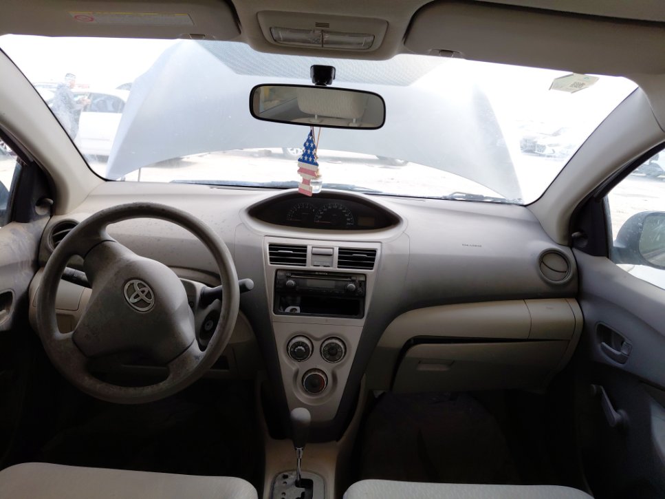 تويوتا يارس  2011 image