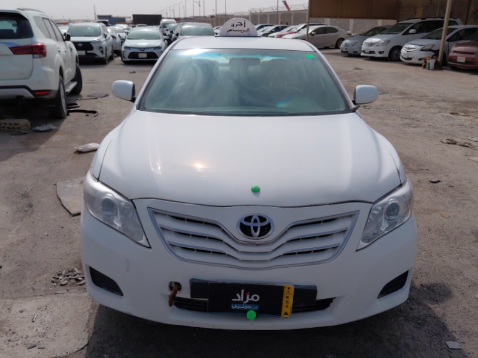 تويوتا كامري  2010