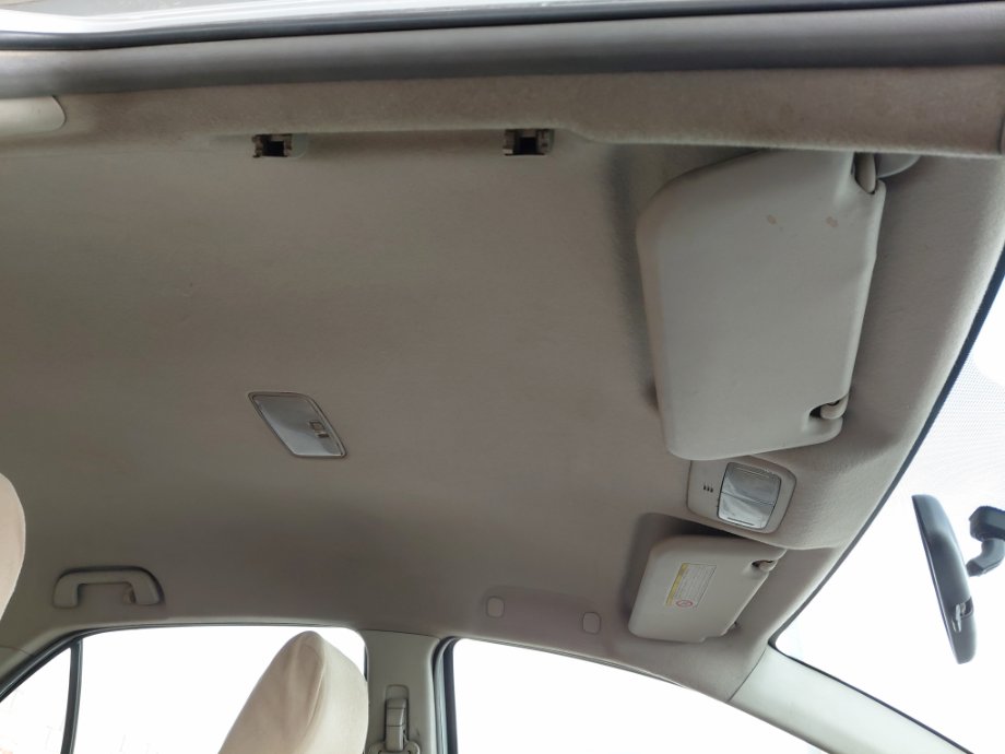 تويوتا يارس  2010 image