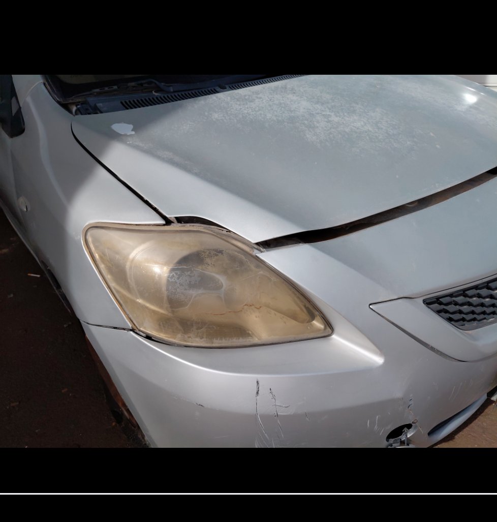 تويوتا يارس  2010 image