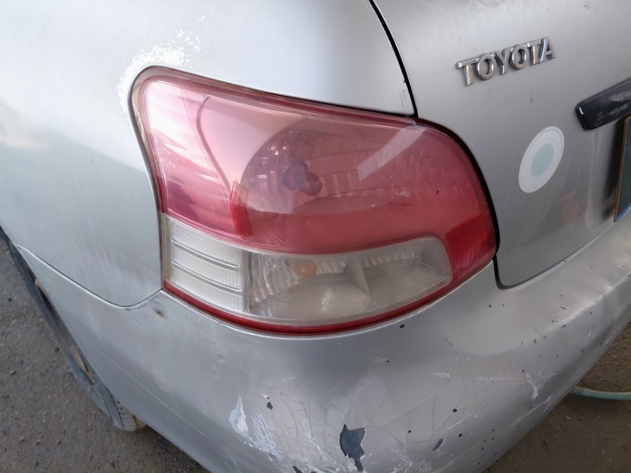 تويوتا يارس  2010 image