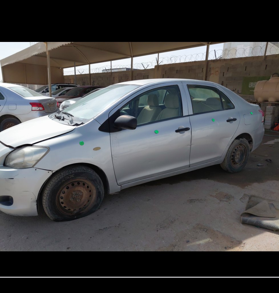 تويوتا يارس  2010 image