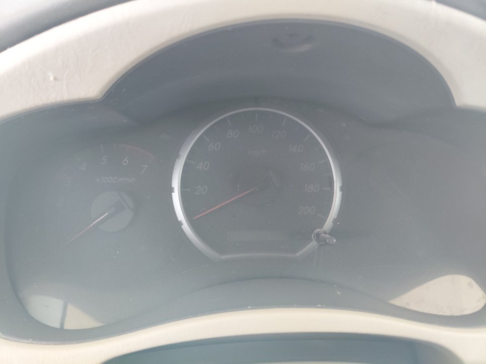 تويوتا انوفا  2012 image