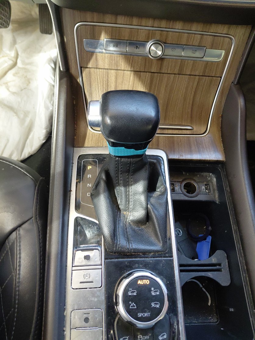 إم جي RX8 4WD - لوكس رياضيه  2022 image