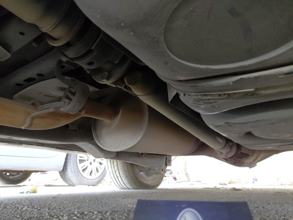 تويوتا انوفا  2012 image