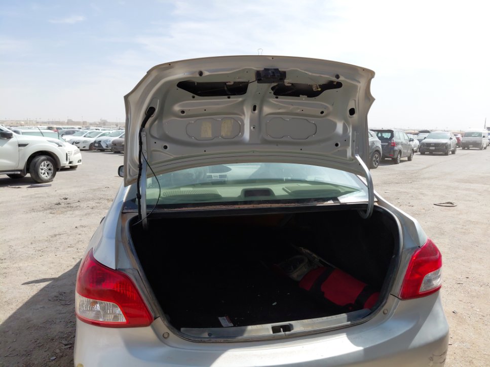 تويوتا يارس  2011 image