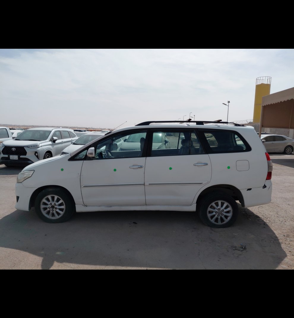 تويوتا انوفا  2012 image