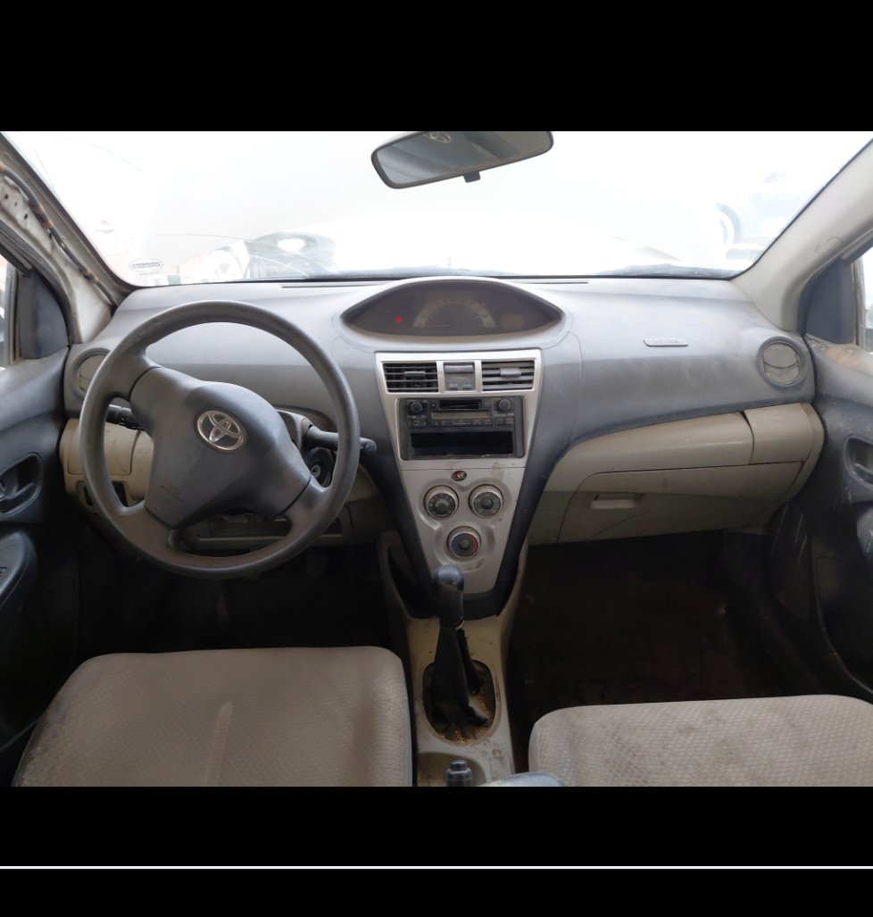 تويوتا يارس  2006 image