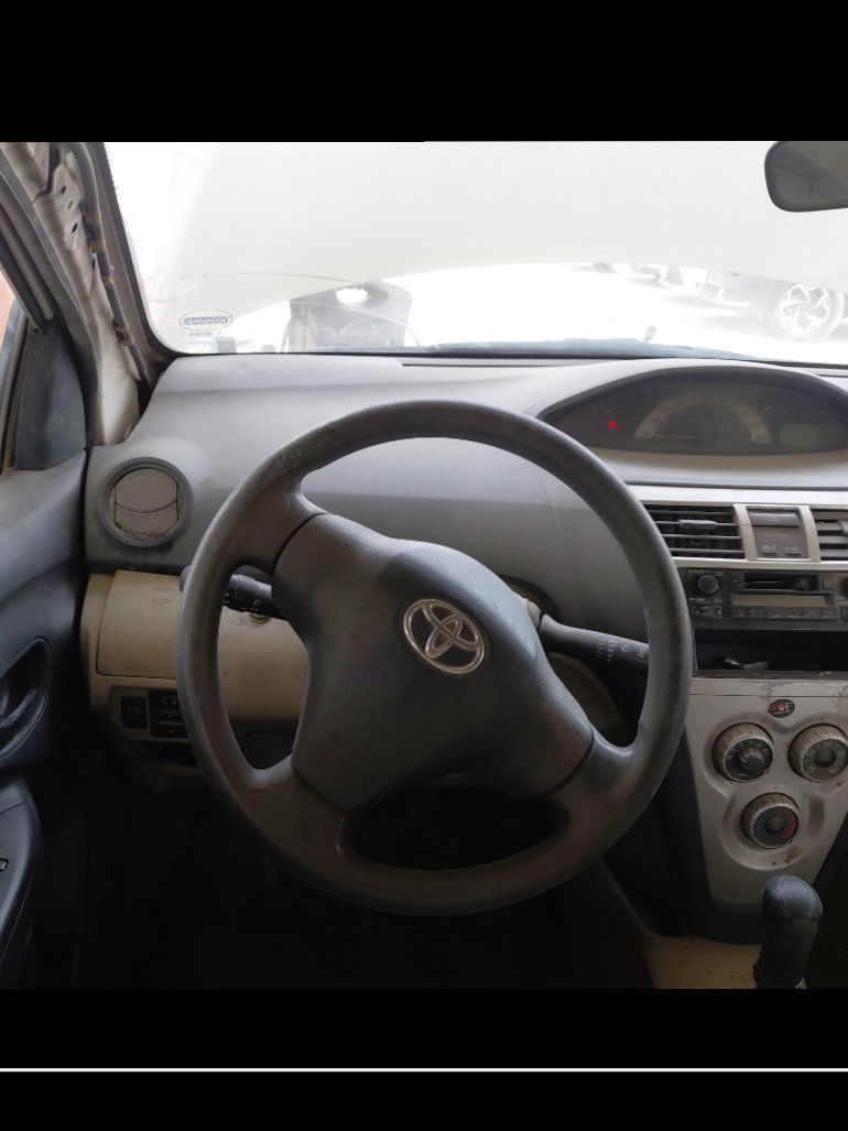 تويوتا يارس  2006 image