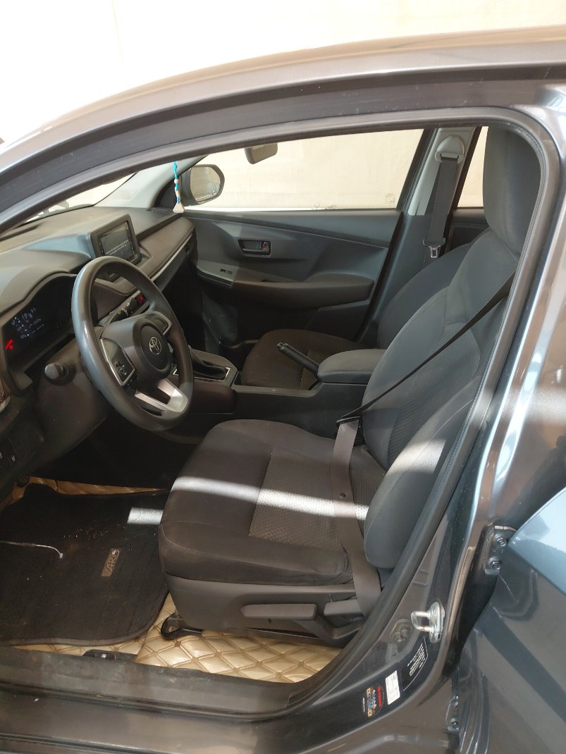 تويوتا يارس Y -  2023 image