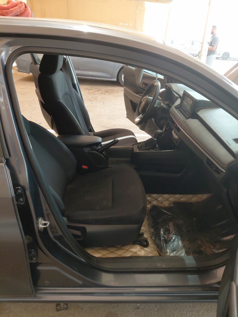 تويوتا يارس Y -  2023 image