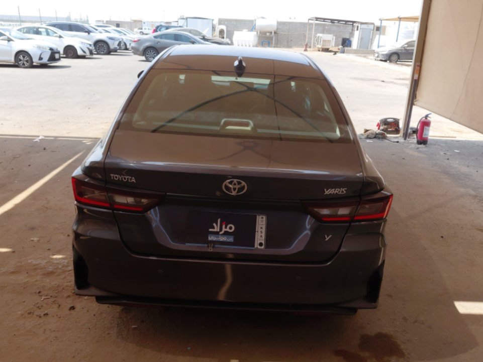 تويوتا يارس Y -  2023 image