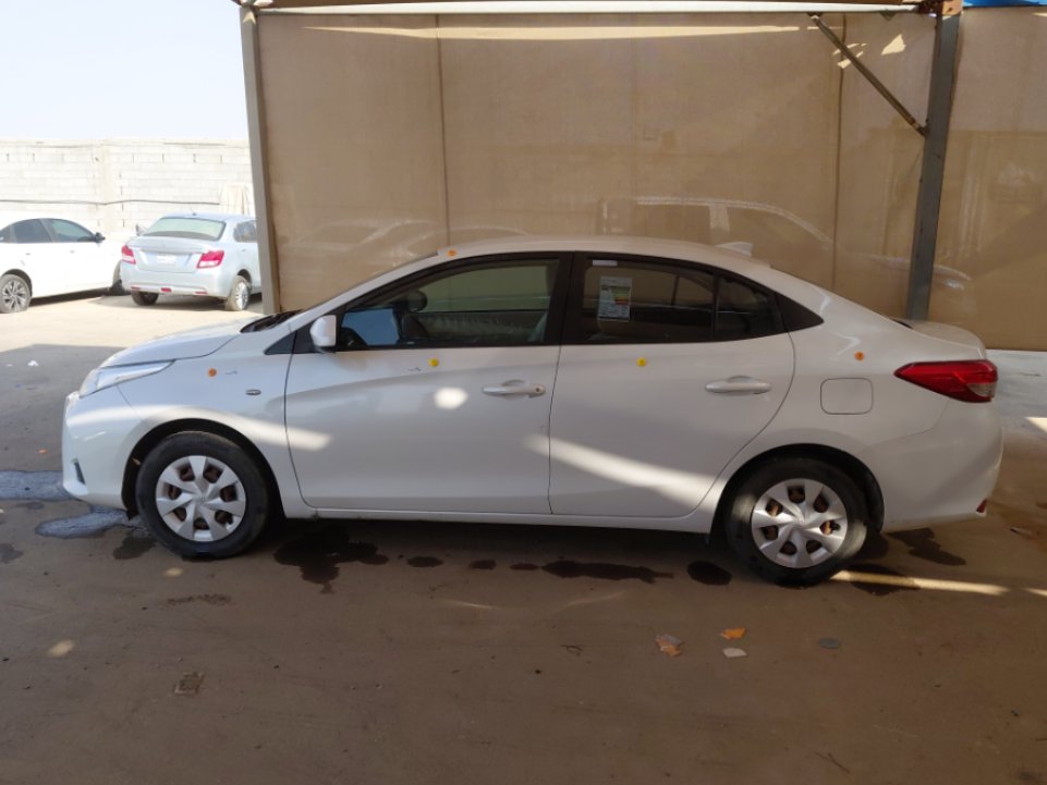 تويوتا يارس  Y FLT  2022 image