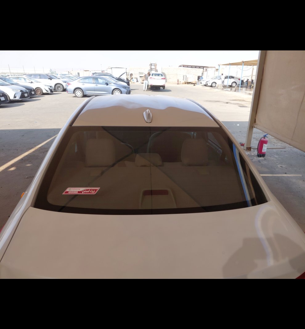 تويوتا يارس  Y FLT  2022 image