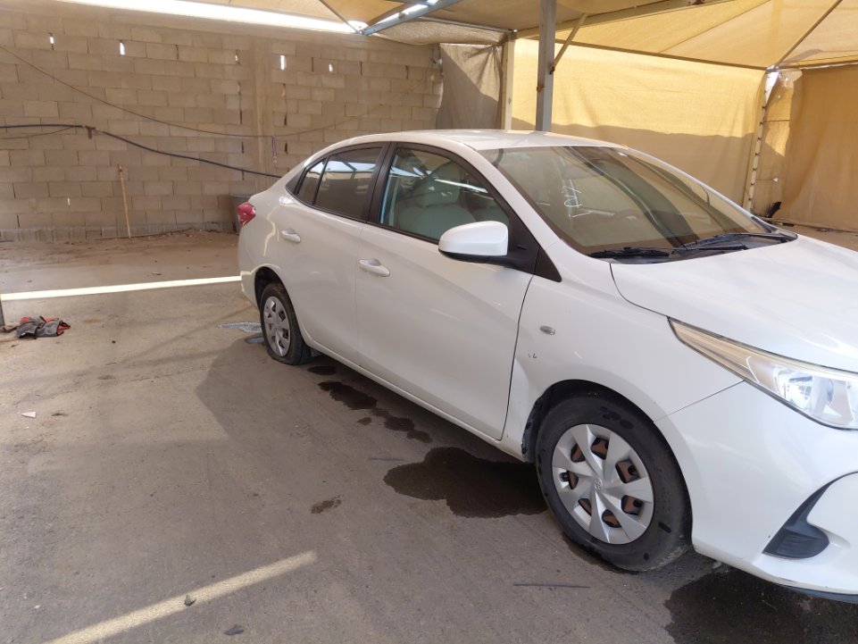 تويوتا يارس  Y FLT  2022 image