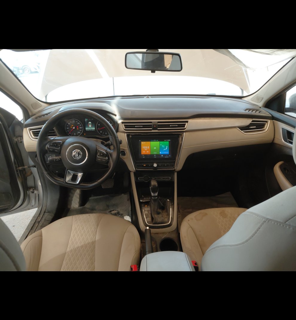 إم جي 5  2023 image