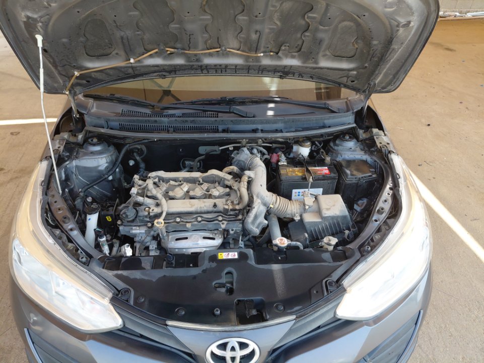 تويوتا يارس STANDARD 2020 image