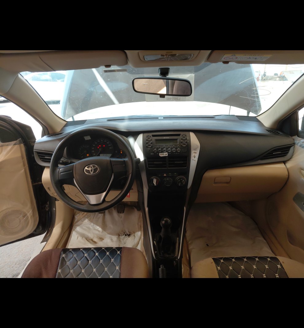 تويوتا يارس STANDARD 2020 image