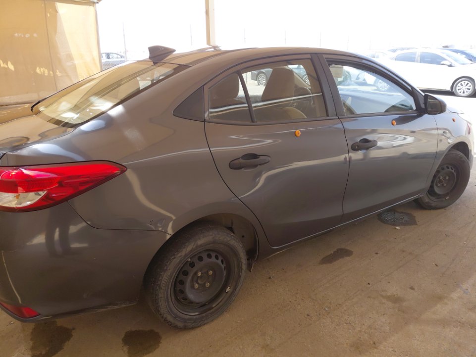 تويوتا يارس STANDARD 2020 image