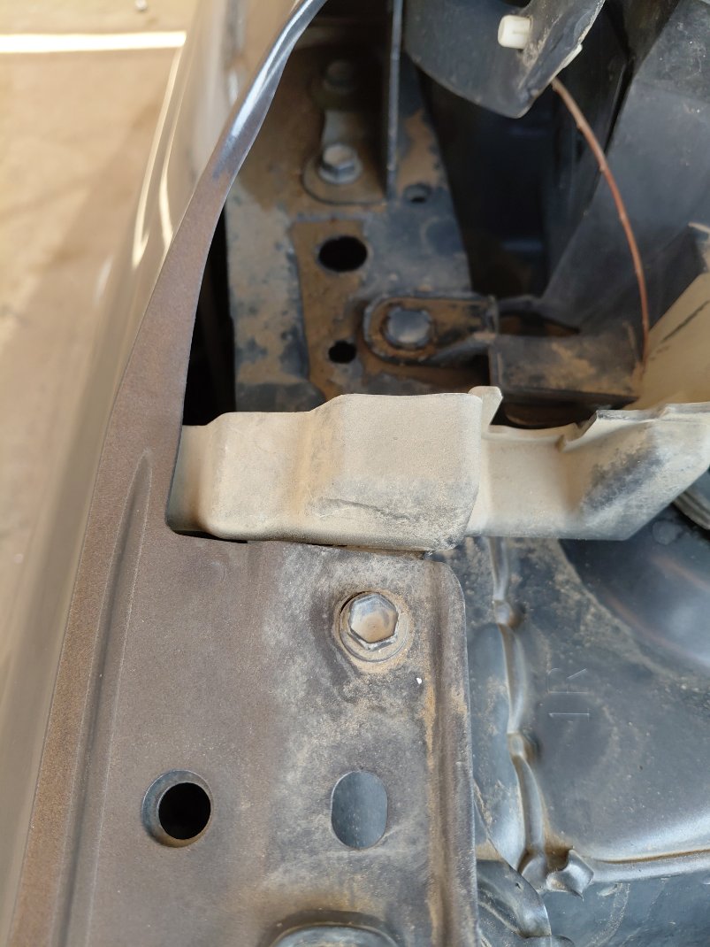 تويوتا يارس STANDARD 2020 image