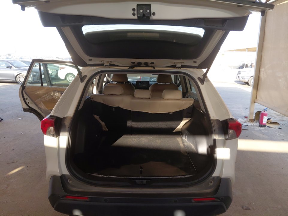 تويوتا راف فور LE SPORT 2022 image