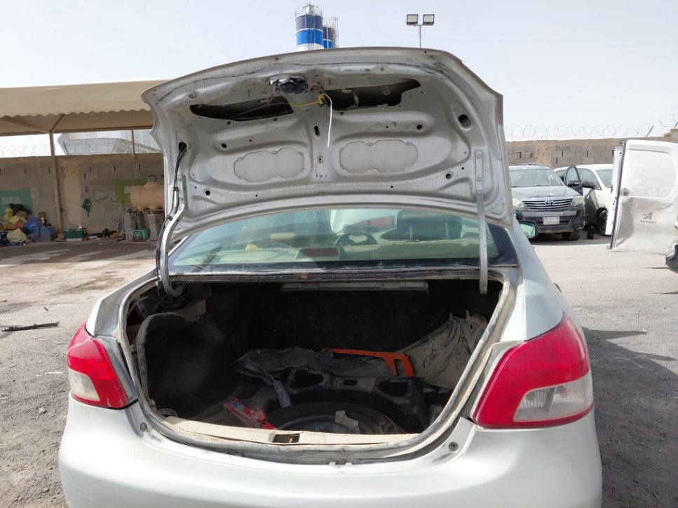 تويوتا يارس  2010 image