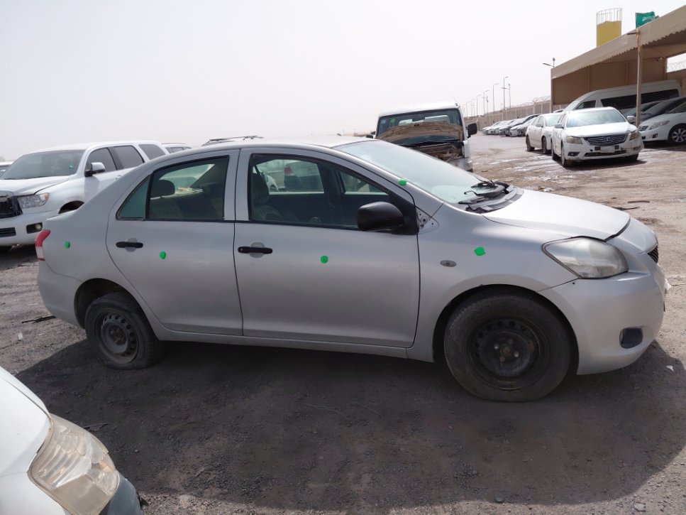 تويوتا يارس  2010 image