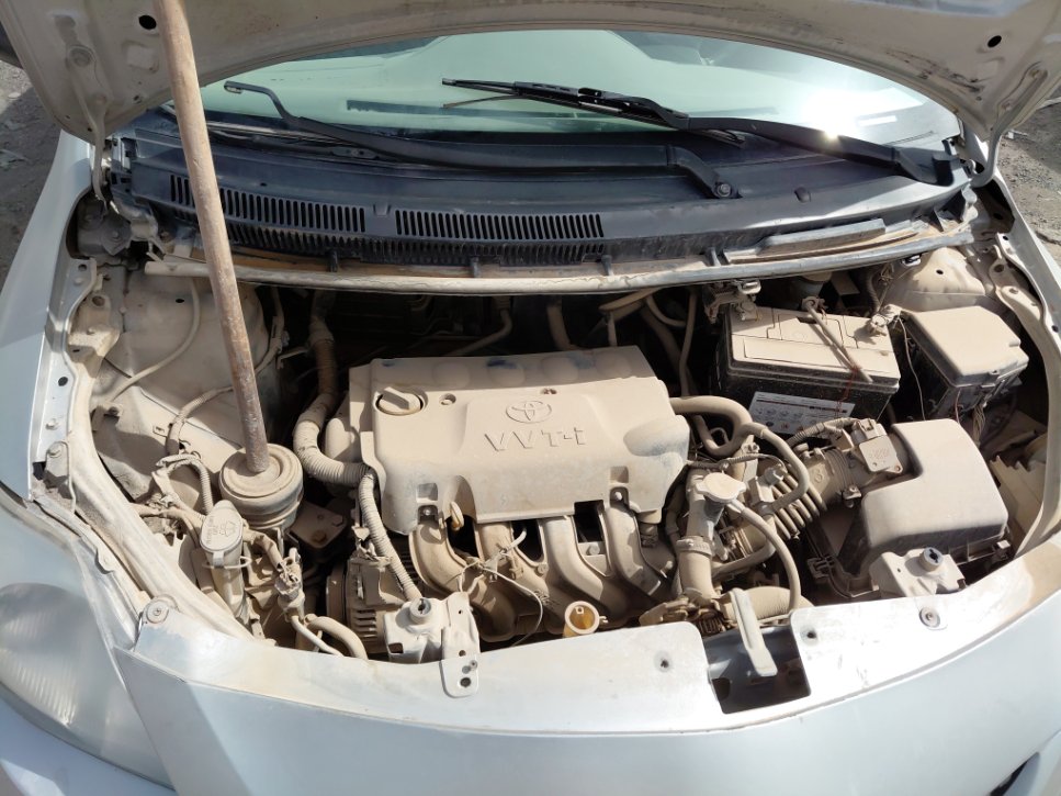 تويوتا يارس  2010 image