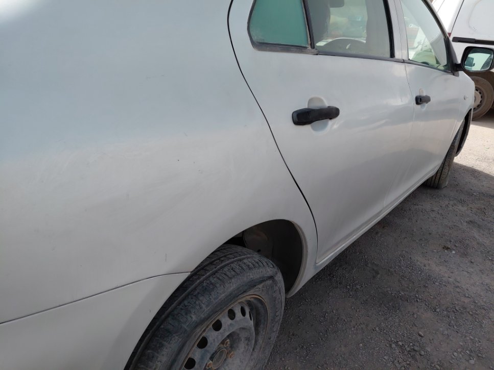 تويوتا يارس  2010 image