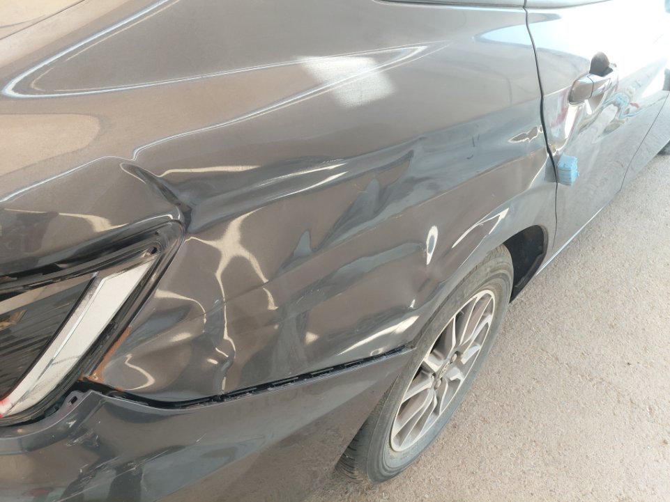 تويوتا يارس Y 2023 image