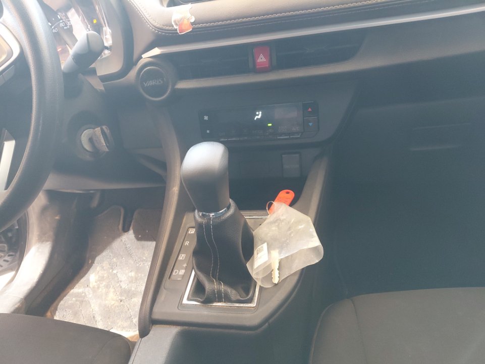 تويوتا يارس Y 2023 image