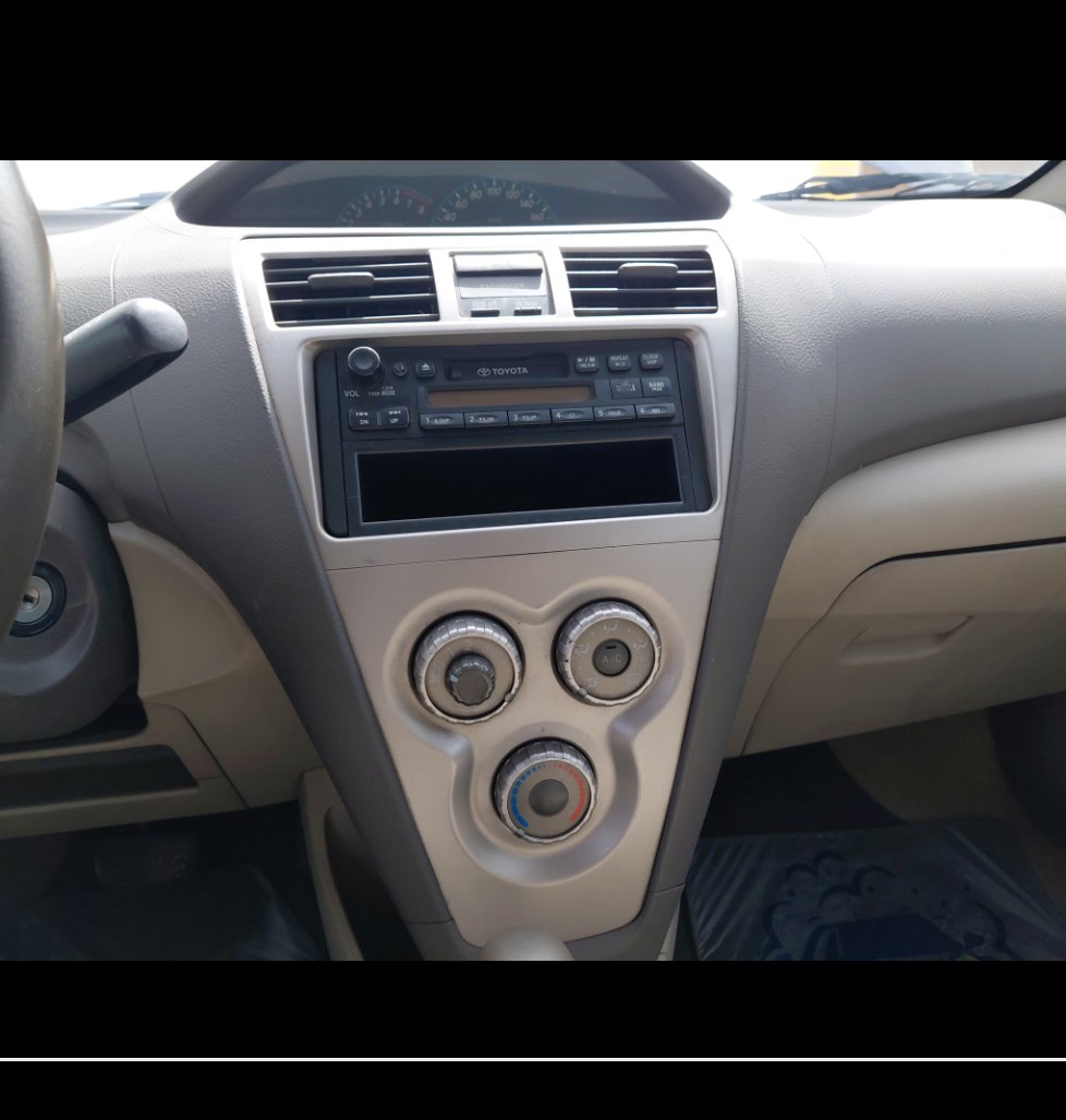 تويوتا يارس  2009 image