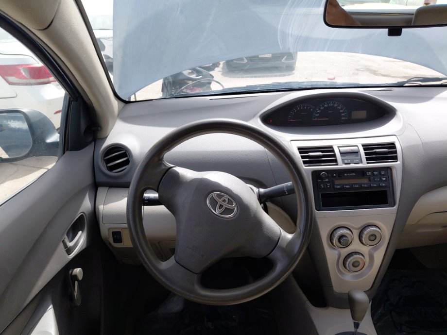 تويوتا يارس  2009 image