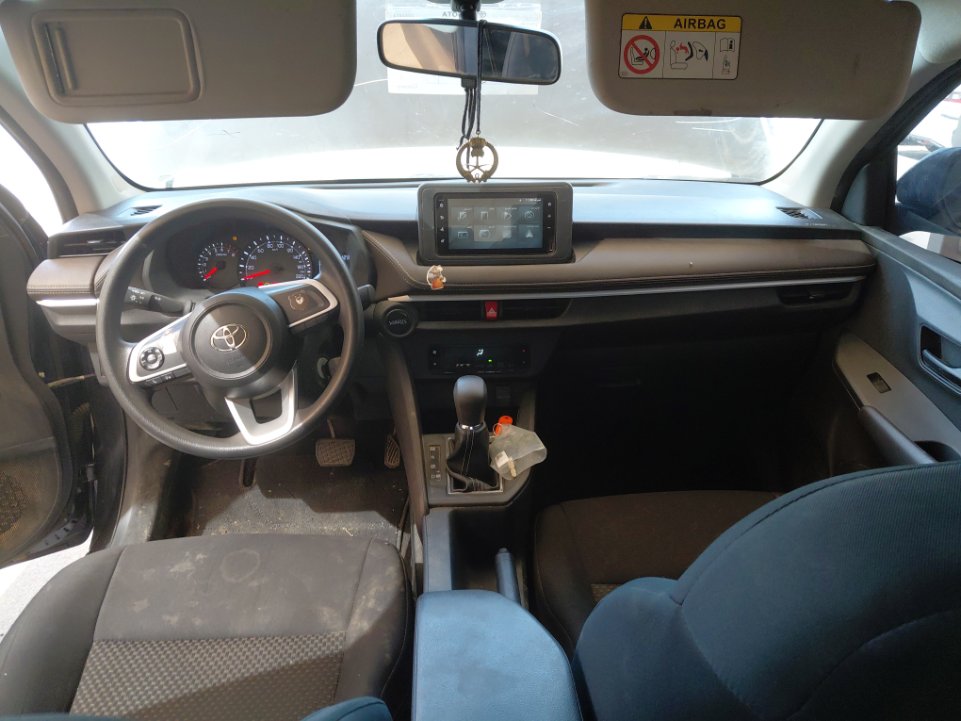 تويوتا يارس Y 2023 image