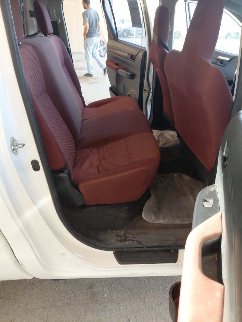 تويوتا هايلكس GL 2024 image