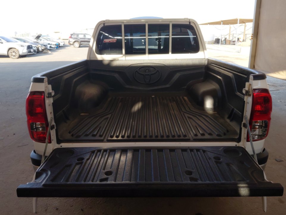 تويوتا هايلكس GL 2024 image